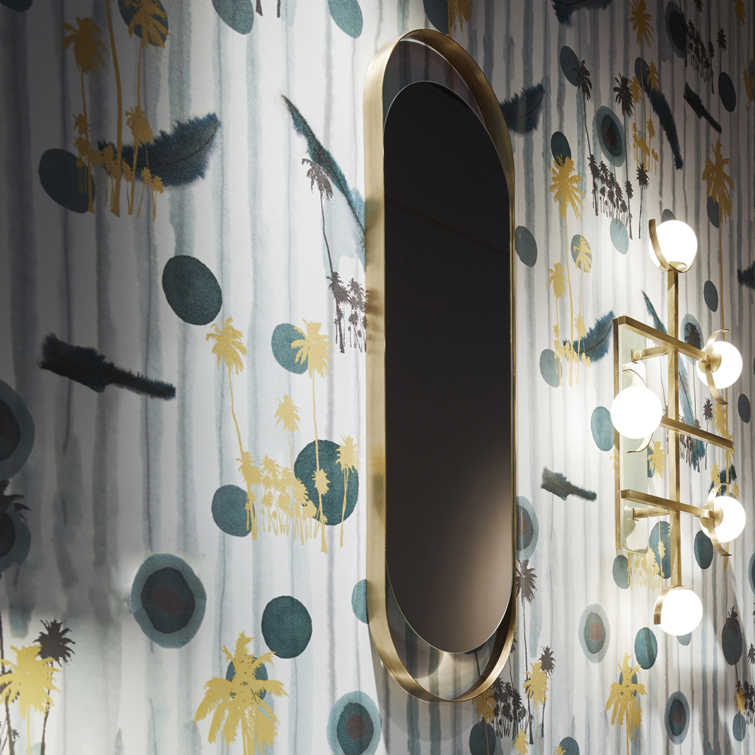 Greta - Framed mirror